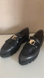 Versace loafers dames maat 38, Ophalen, Zo goed als nieuw, Zwart, Instappers