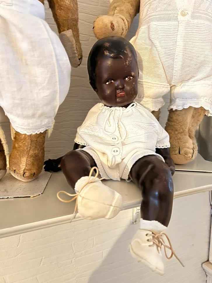 Een antiek donkere jongenspop, Verzamelen, Poppen, Gebruikt, Pop, Ophalen of Verzenden