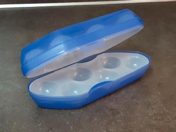 Tupperware eierdoos blauw beschikbaar voor biedingen