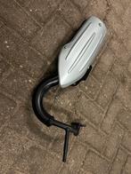 Nieuwstaat: Originele uitlaat Peugeot Vivacity/ Speedfight., Ophalen, Zo goed als nieuw, Uitlaat, Peugeot