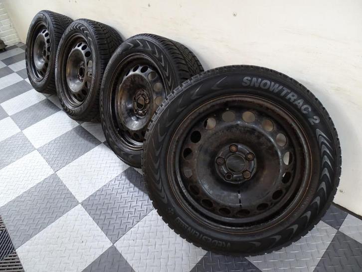 VW Golf 4 5 6 7 Winterset 205/55 16 Vredestein Wintrac, Auto-onderdelen, Banden en Velgen, Banden en Velgen, Winterbanden, 16 inch