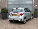 Toyota Yaris 1.5 VVT-i Aspiration Achteruitrij Camera / Trek, Auto's, Toyota, Voorwielaandrijving, Stof, Euro 6, 4 cilinders