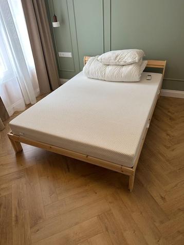 Bed (frame and base) + mattress IKEA Neiden, IKEA Abygda beschikbaar voor biedingen