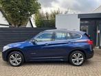BMW X1 SDrive20i Corporate Lease High Executive, Pano, HUD,, Auto's, BMW, 1998 cc, Blauw, Bedrijf, SUV of Terreinwagen