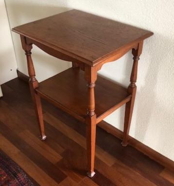 Antiek Bijzettafeltje Haltafeltje Side Table vintage nr.13 j beschikbaar voor biedingen