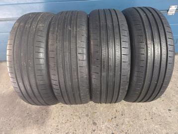 4 x 215-45-20 Goodyear Efficiency Grip - DEMO Zomerbanden beschikbaar voor biedingen