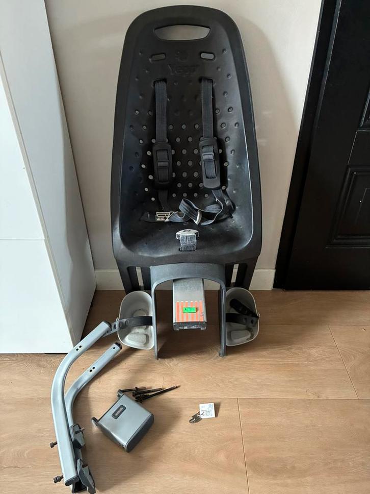 Yepp Thule GMG maxi fietsstoel incl bevestiging en sleutel, Fietsen en Brommers, Fietsaccessoires | Fietsstoeltjes, Zo goed als nieuw