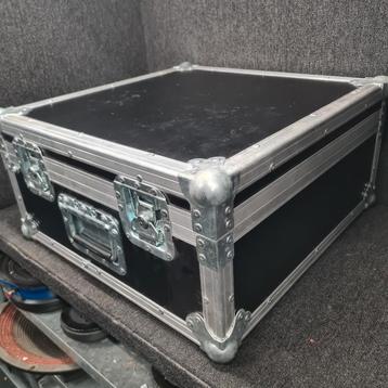 FLIGHTCASE  voor 19 inch mixer / mengpaneel  beschikbaar voor biedingen