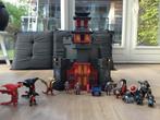 Playmobil kasteel met diverse poppetjes, draken, vuurwapens, Kinderen en Baby's, Speelgoed | Playmobil, Complete set, Gebruikt