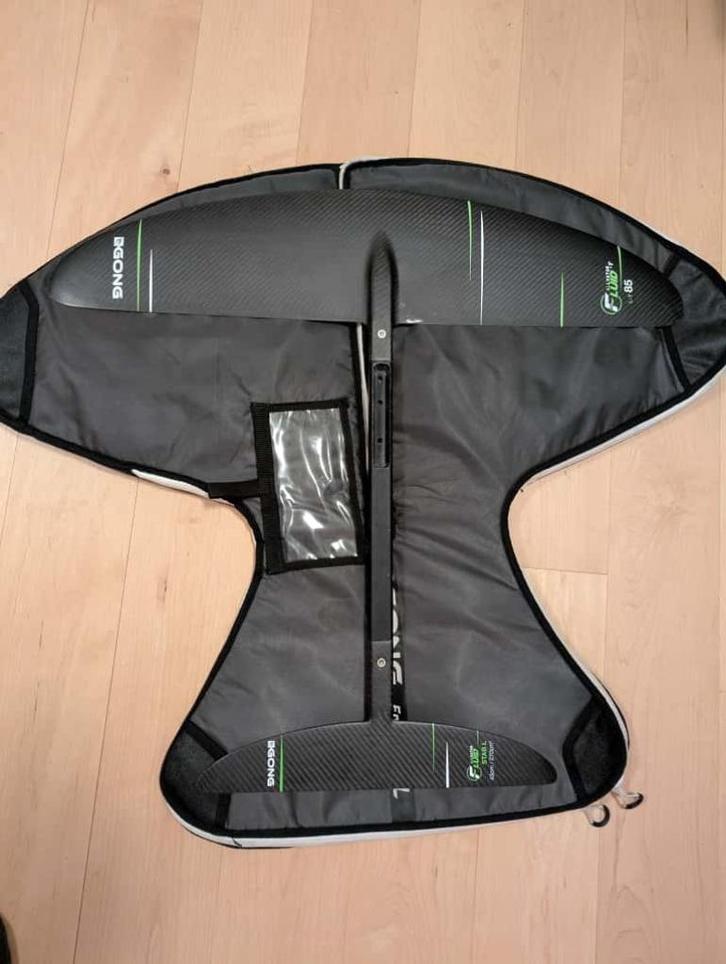 Gong Fluid LT 1250cm² foil – complete plane met tas, Watersport en Boten, Wingsurfen, Gebruikt, Wingsurf-hydrofoil, Ophalen of Verzenden