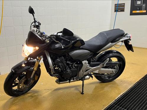 Hele nette zwarte Honda CB600F Hornet motor met weinig km, Motoren, Motoren | Honda, Particulier, Naked bike, meer dan 35 kW, 4 cilinders