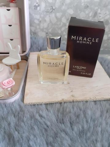 parfumminiatuur met doosje miracle homme by lancome beschikbaar voor biedingen