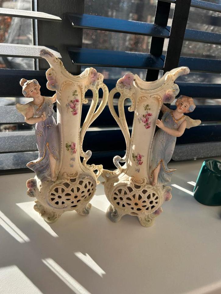 Antieke Keramiek Vazen met Engel Decoratie, Antiek en Kunst, Antiek | Kandelaars, Keramiek of Aardewerk, Ophalen