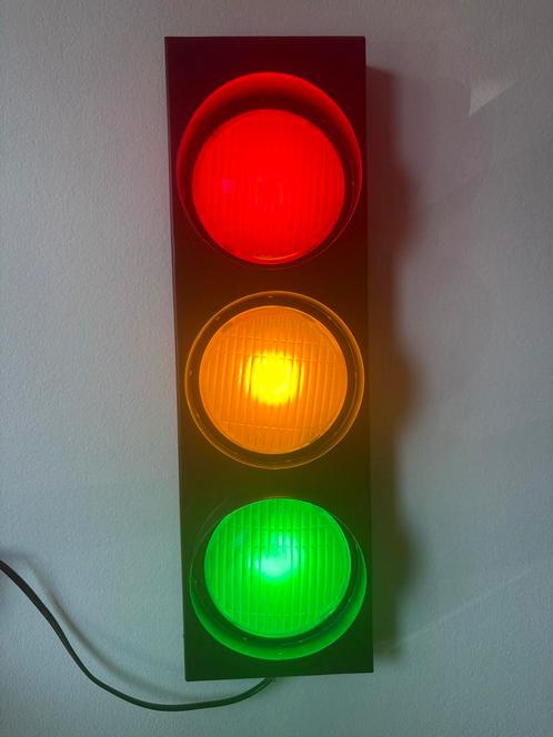 Stoplicht Wandlamp met Schakelaar, Huis en Inrichting, Lampen | Wandlampen, Zo goed als nieuw, Metaal, Ophalen