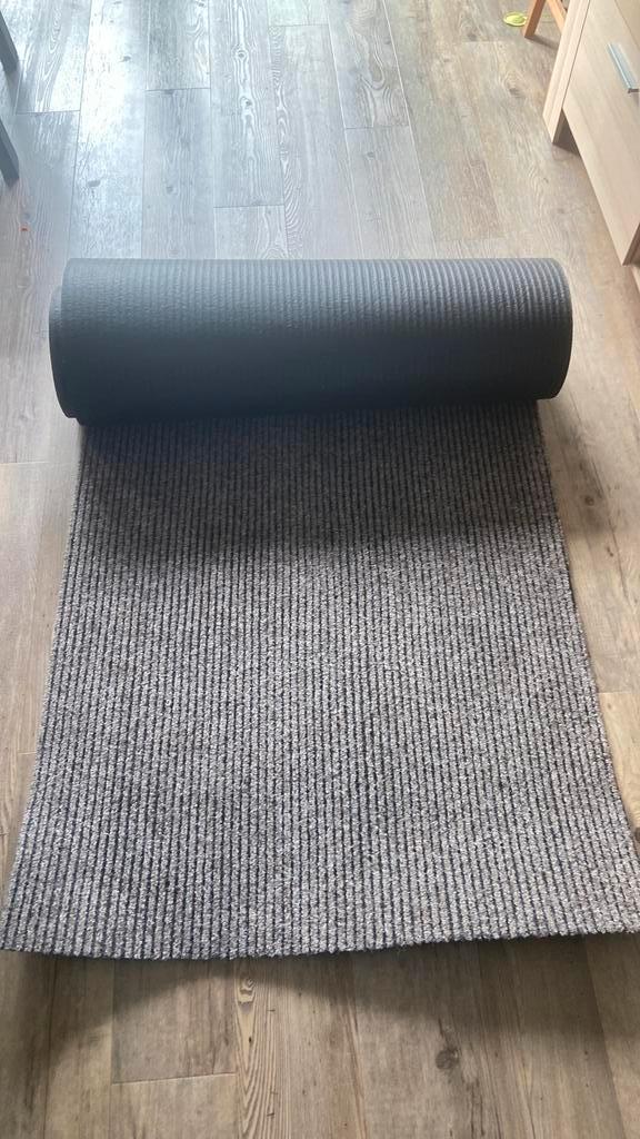 Stuk tapijt, Huis en Inrichting, Stoffering | Tapijten en Kleden, Zo goed als nieuw, 50 tot 100 cm, 200 cm of meer, Rechthoekig