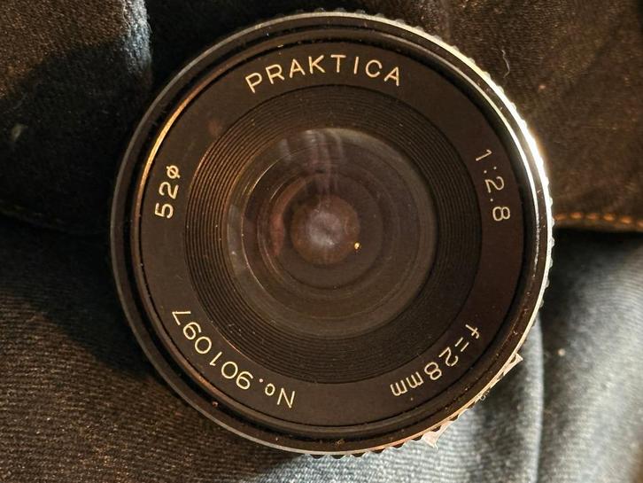 28mm groothoek lens 1:2.8 Praktica met M42 / P-draad Mount, Verzamelen, Fotografica en Filmapparatuur, Lens of Lenzen, Ophalen