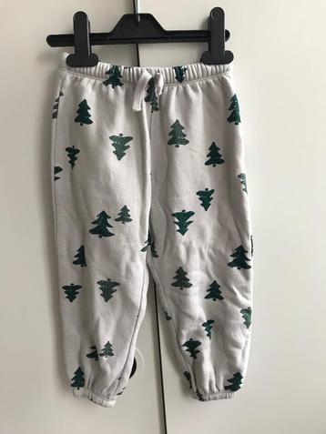 Joggingbroek kerstbomen H&M maat 92 beschikbaar voor biedingen