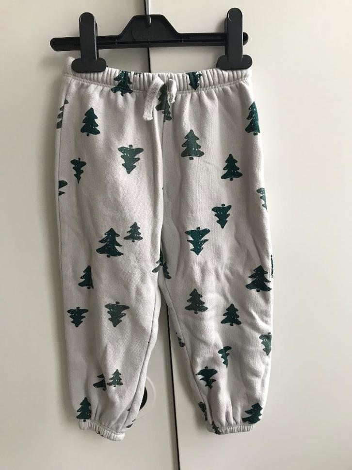 Joggingbroek kerstbomen H&M maat 92, Kinderen en Baby's, Kinderkleding | Maat 92, Gebruikt, Jongen of Meisje, Broek, Ophalen of Verzenden