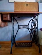 Antieke Singer Naaimachine met Traptafel, Ophalen