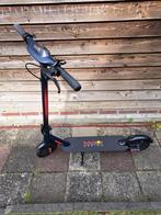 Red Bull Racing - Elektrische step - 48v-10aH - 350w, Fietsen en Brommers, Steps, Ophalen, Zo goed als nieuw, Elektrische step (E-scooter)