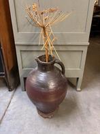 Oude kruik / vaas, Huis en Inrichting, Woonaccessoires | Vazen, Ophalen, Studio Larilo, Overige kleuren, Aardewerk of Porselein