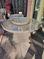 Ronde wicker tuintafel met draaiend plateau, Tuin en Terras, Ophalen, Gebruikt, Wicker