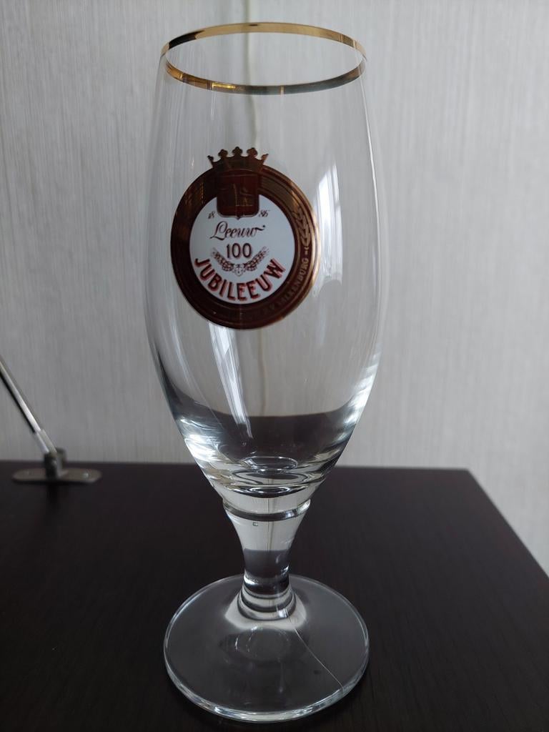 Bierglas Leeuw Brouwerij Valkenburg 100 Jaar Jubileum, Ophalen of Verzenden, Gebruikt, Overige materialen, Los bestek