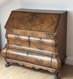 Hollands 18e eeuws wortelnoten dubbelgebogen bureau, Ophalen