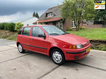 Fiat Punto 1.2 60 SX|SCHAKELT EN RIJD GOED|VEEL NIEUWE ONDER beschikbaar voor biedingen