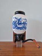 Vintage koffiemolen, Ophalen