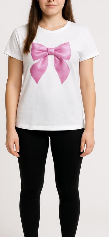 Shirt met roze strik beschikbaar voor biedingen