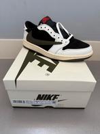 Travis Scott x Air Jordan 1 Low Olive 38, Ophalen of Verzenden, Nieuw, Sneakers of Gympen