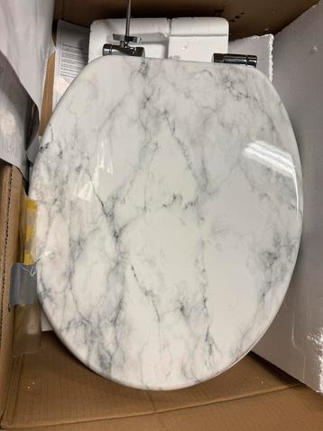 Nieuwe LocknLock Toiletbril - Marmerlook beschikbaar voor biedingen