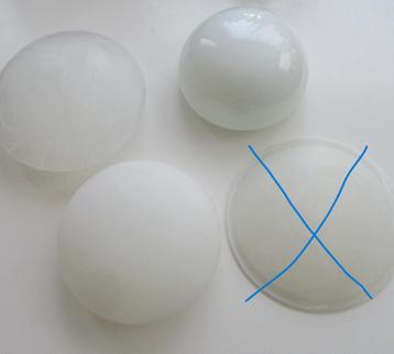 3 glazen plafonniere schalen beschikbaar voor biedingen