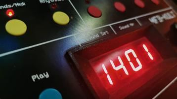 MFB Kult Drum Computer beschikbaar voor biedingen