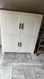 Mooie meidenkast met 4 deuren creme hout, Antiek en Kunst, Antiek | Meubels | Kasten, Ophalen