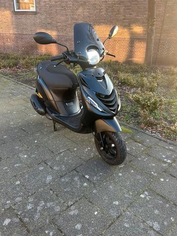 Piaggio zip sp 2022 brom beschikbaar voor biedingen