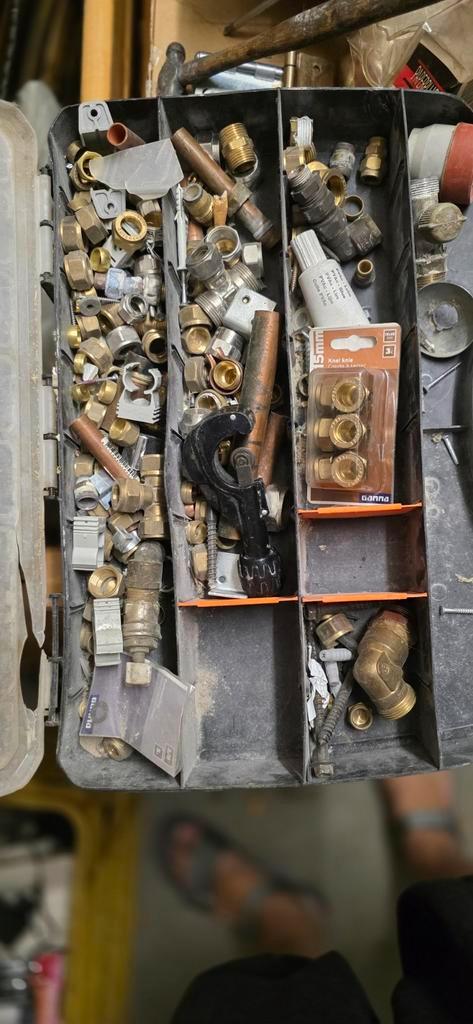 Loodgietersset - Fittingen, Koppelingen & Pijpsnijder, Doe-het-zelf en Verbouw, Gereedschap | Handgereedschap, Gebruikt, Ophalen
