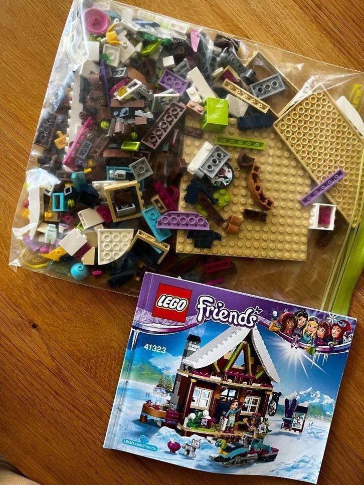 LEGO Friends Wintersport Chalet [41323], Kinderen en Baby's, Speelgoed | Duplo en Lego, Gebruikt, Lego, Complete set, Ophalen of Verzenden
