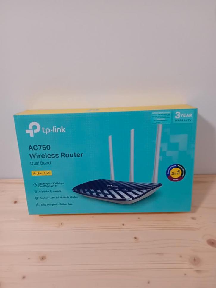 TP-Link AC750, Computers en Software, Netwerk switches, Ophalen