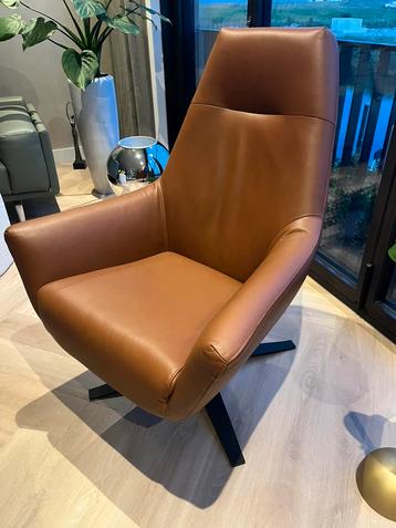 Dyyk cognackleurige, echt leren fauteuil zgan beschikbaar voor biedingen