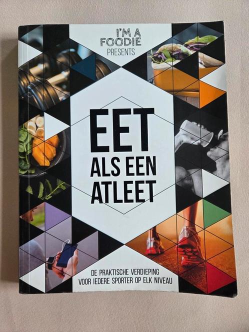 Sarai Pannekoek - Eet als een atleet, Boeken, Kookboeken, Zo goed als nieuw, Ophalen of Verzenden