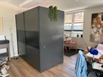Ruime opberg kasten, Huis en Inrichting, Kasten | Kledingkasten, Ophalen, 200 cm of meer, Met hangruimte, Zo goed als nieuw
