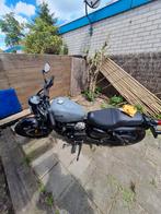 Zo goed als nieuwe Hyosung Bobber GV125S Aquila naked bike, 2 cilinders, Particulier, 125 cc, 11 kW of minder