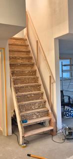 Bouwtrap, Doe-het-zelf en Verbouw, Ladders en Trappen, Ophalen, Gebruikt, Trap, 2 tot 4 meter