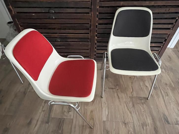 Stoel, jaren 70, vintage, Drabert, stapelstoelen, Antiek en Kunst, Antiek | Meubels | Stoelen en Banken, Ophalen