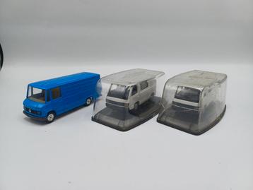 Cursor/Pilen Mercedes busjes beschikbaar voor biedingen