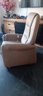 Relax / Sta op Fauteuil, Ophalen, Minder dan 50 cm, Minder dan 75 cm, Zo goed als nieuw
