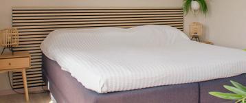 Houten panelen bedwand / hoofdsteun bruin zwart beschikbaar voor biedingen