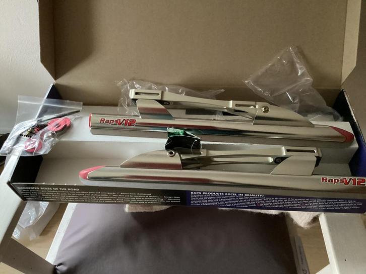 Raps V12 klapschaatsen 37 38 39 40 nieuw, Sport en Fitness, Schaatsen, Nieuw, Noren, Raps, Klapschaats, Ophalen of Verzenden